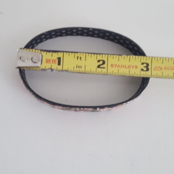 Floral Silicone Wristband Hot Topic - Picture 5 of 5